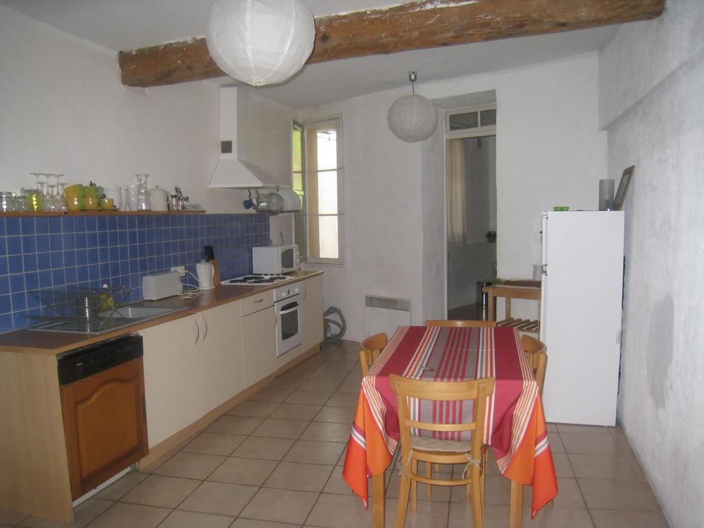 פרפיניין Apartment Rue Saint Francois De Paule מראה חיצוני תמונה